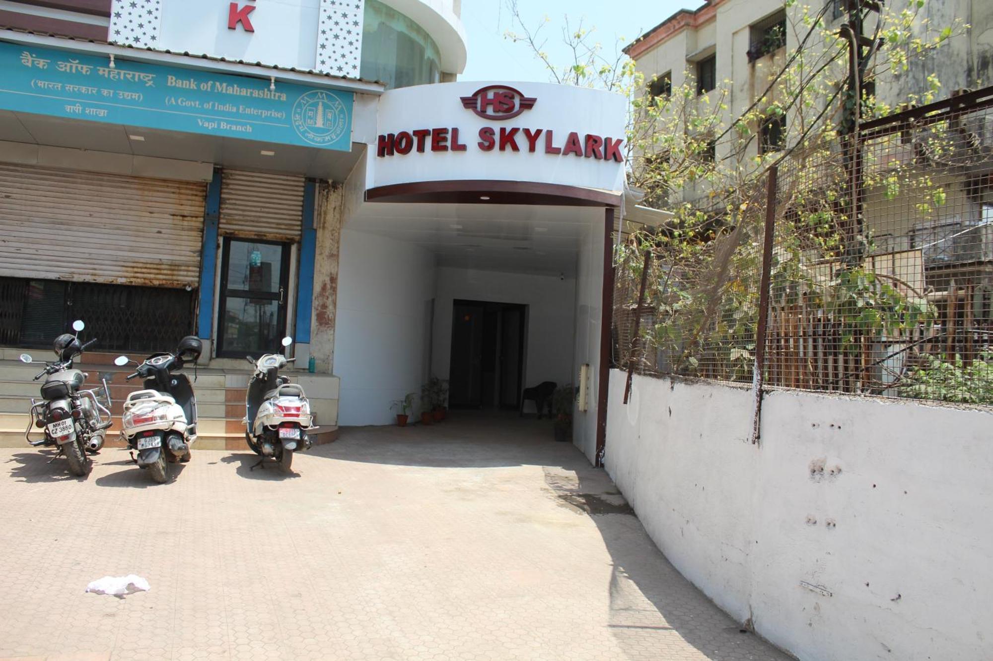 Hotel Skylark Vapi Exterior foto